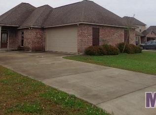 31037 Lake Spring Dr, Walker, LA 70785