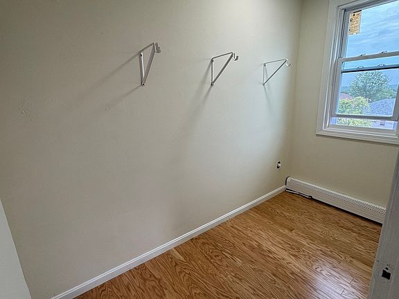 2nd image of 451 Admiral St APT 3