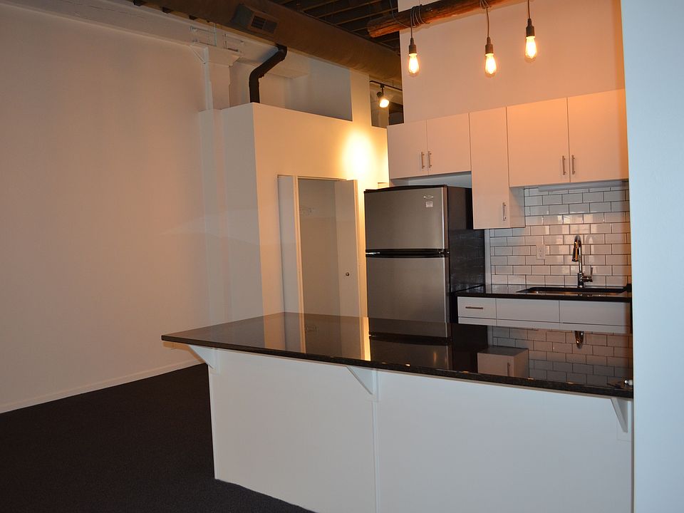 1st image of 1318 Jones St APT 202