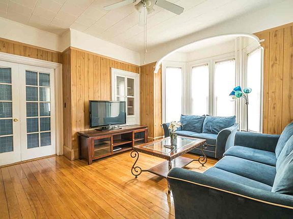 3rd image of 53 Chester St #53