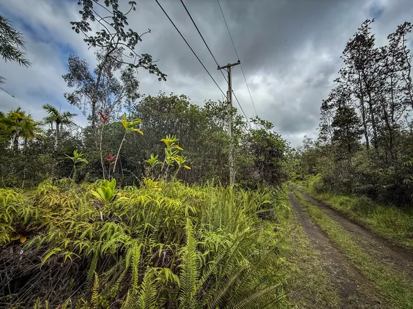 Road 10 Poouli Lot 5825, Kurtistown, HI 96760