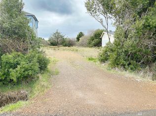 567 Sand Dune Ave SW, Ocean Shores, WA 98569