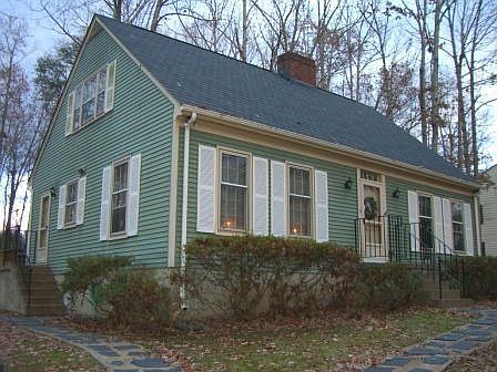 1st image of 1023 Hillcrest Ter