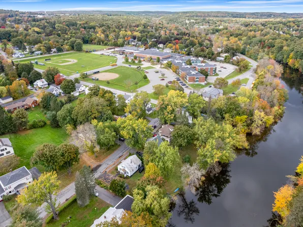 15 Messalonskee Avenue, Waterville, ME 04901