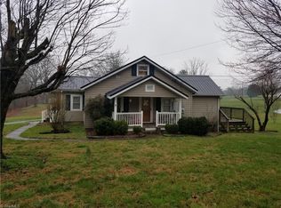 596 Mountain Park Rd, State road, NC 28676