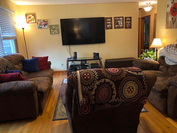 4th image of 113 Windsor Ln