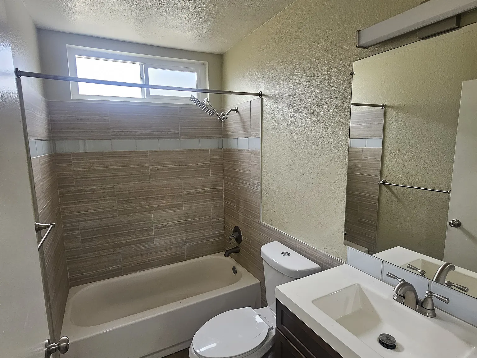 2 bed, 1.5 bath, $2,900 — Photo 4