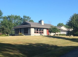 275 Orchard Ln, Weybridge, VT 05753