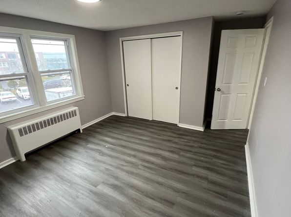 940 Wethersfield Ave APT 4