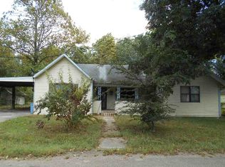 1916 Fair St, Poplar Bluff, MO 63901