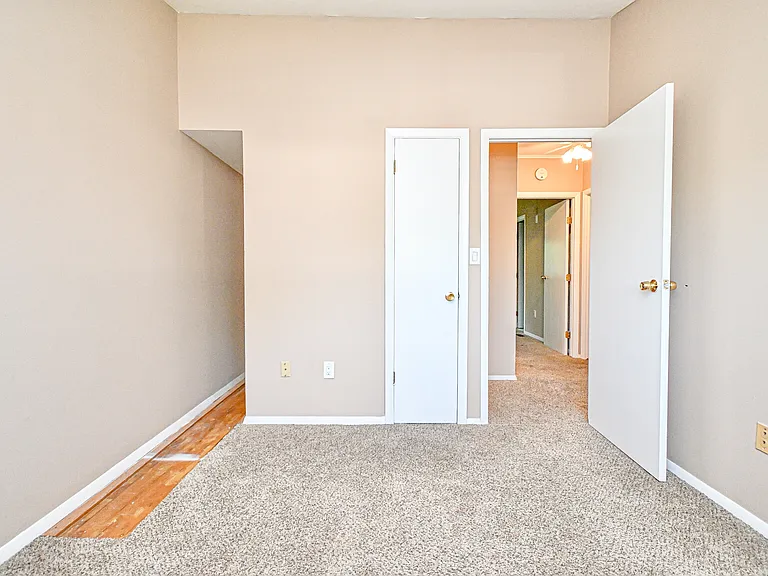 7752 Montgomery Rd #84 — Photo 24