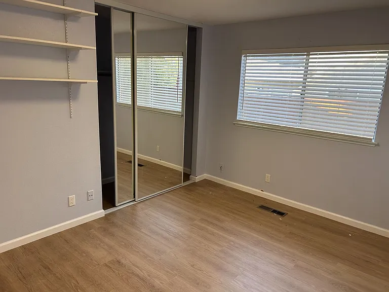 187 Fleet St — Photo 23