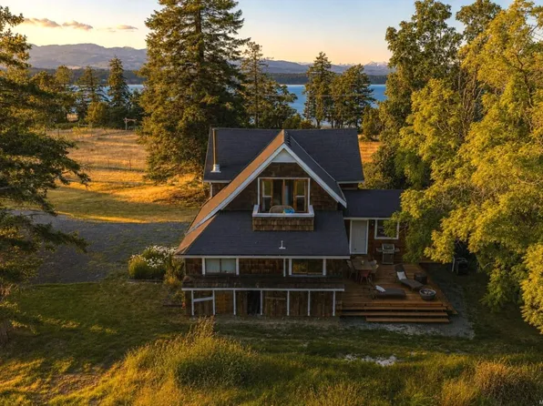 500 Central Rd, Comox Valley, BC V0R 1Z0