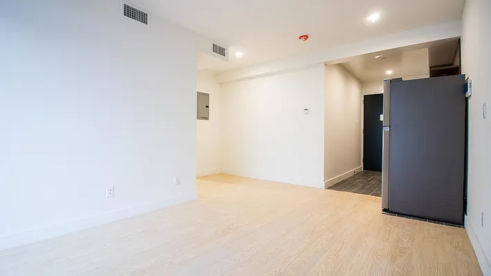 Rented by Oxford Property Group | media 16