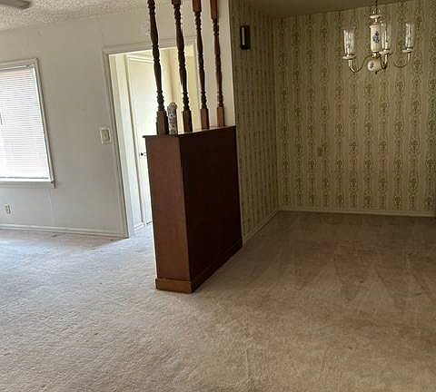 5th image of 209 Terrace Dr