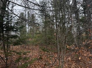 1 Gee Rd, Palmyra, ME 04965