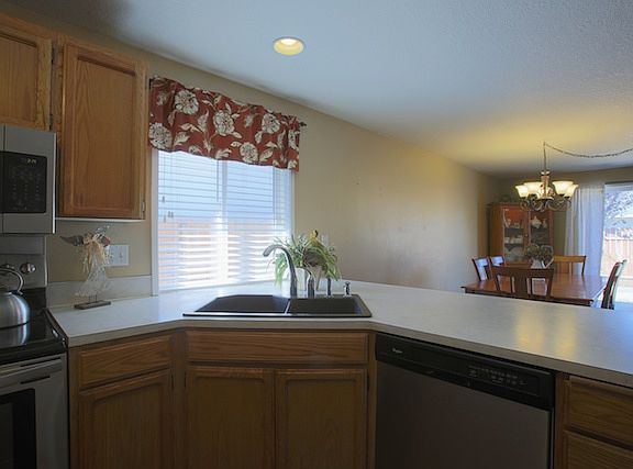 5th image of 16906 NE 20th St