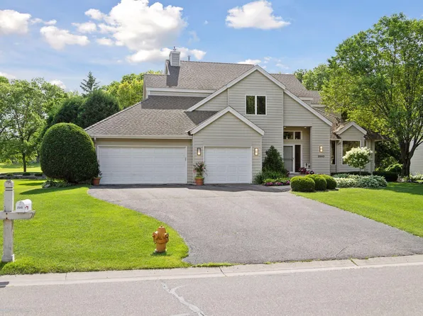 2940 Pilgrim Ln N, Plymouth, MN 55441