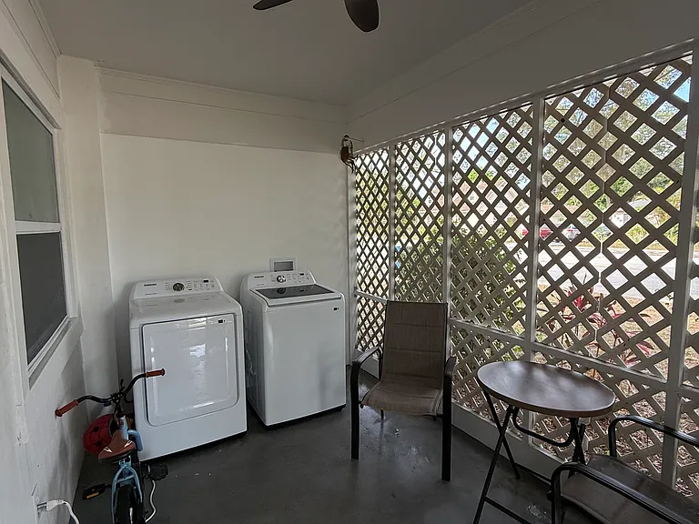 206 S Highland Ave #A — Photo 8