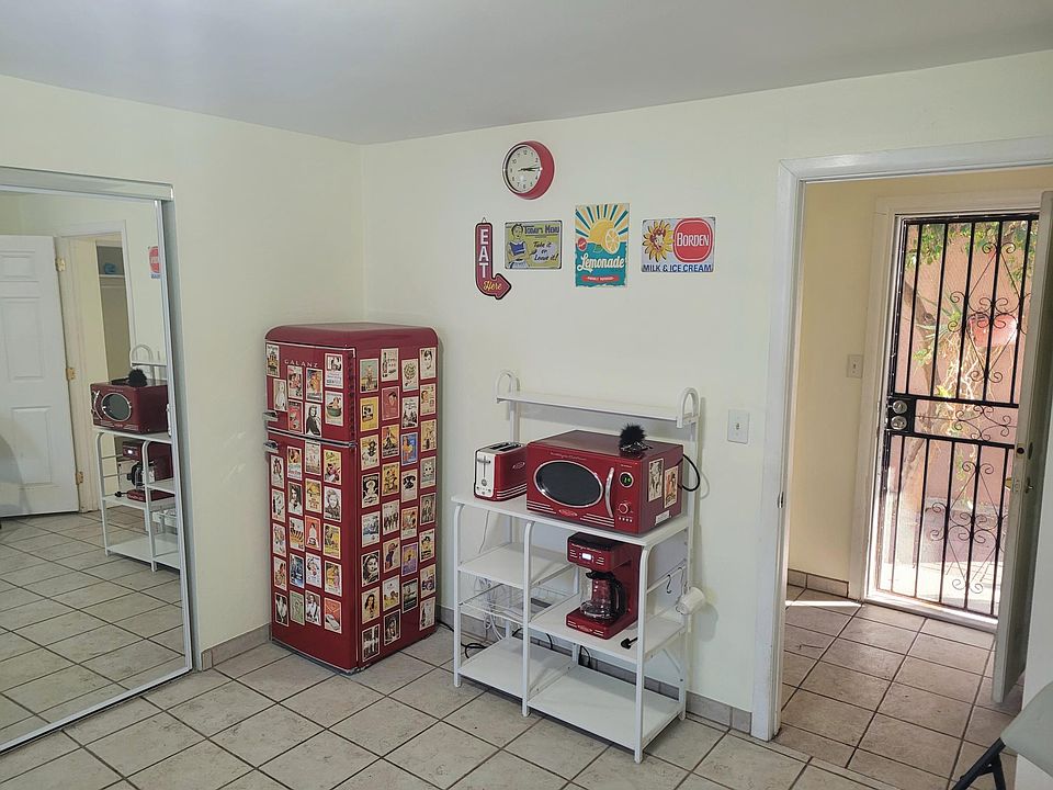 Brand new retro appliances.