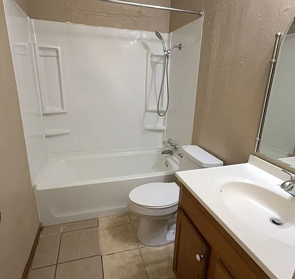 1414 W Wallace Dr — Photo 9