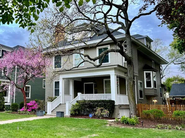 (undisclosed Address), Evanston, IL 60202