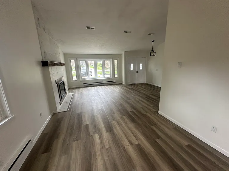 18092 Fox Hollow Dr — Photo 9