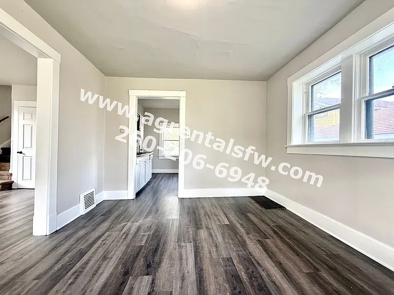 1023 Hamilton Ave — Photo 5