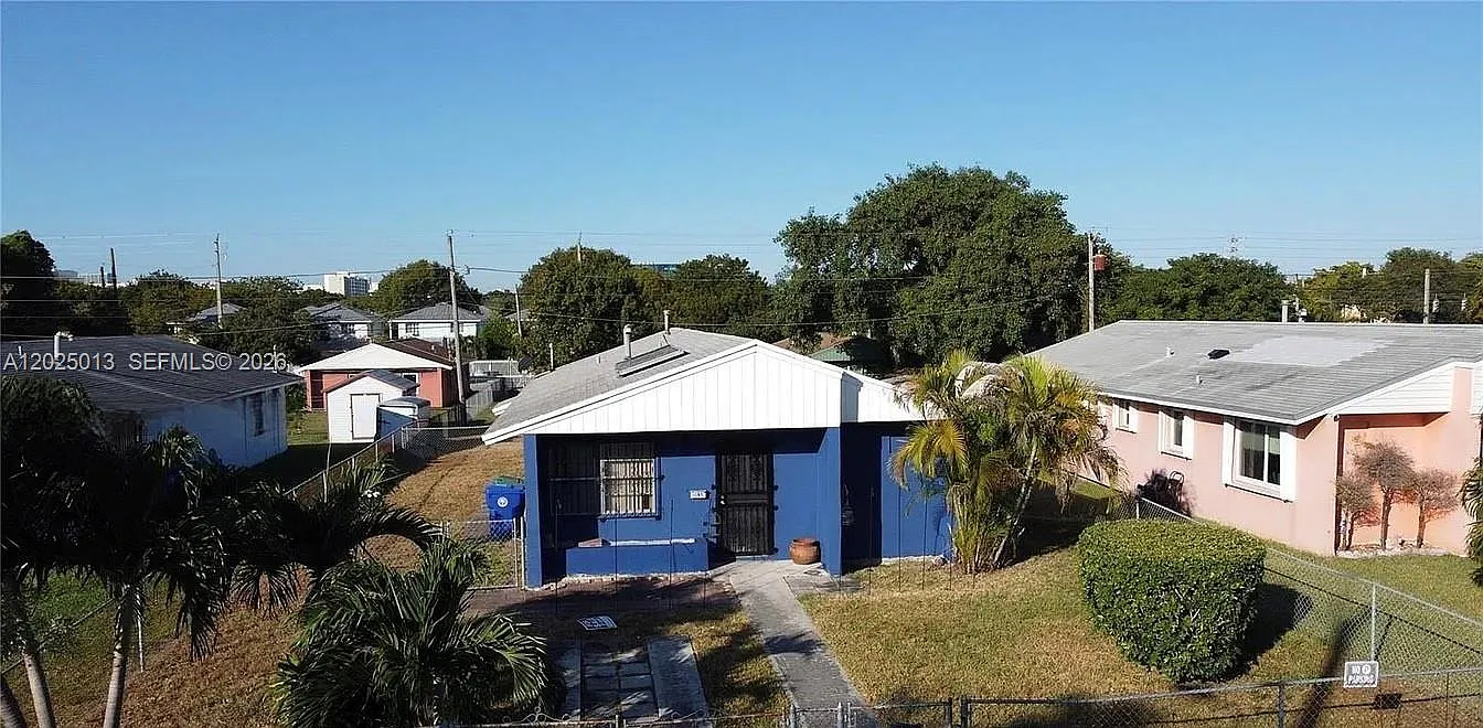 Resub Of Lot 1 — Photo 1