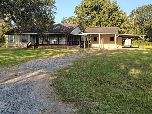 15343 Wilkins Rd, Sour Lake, TX 77659