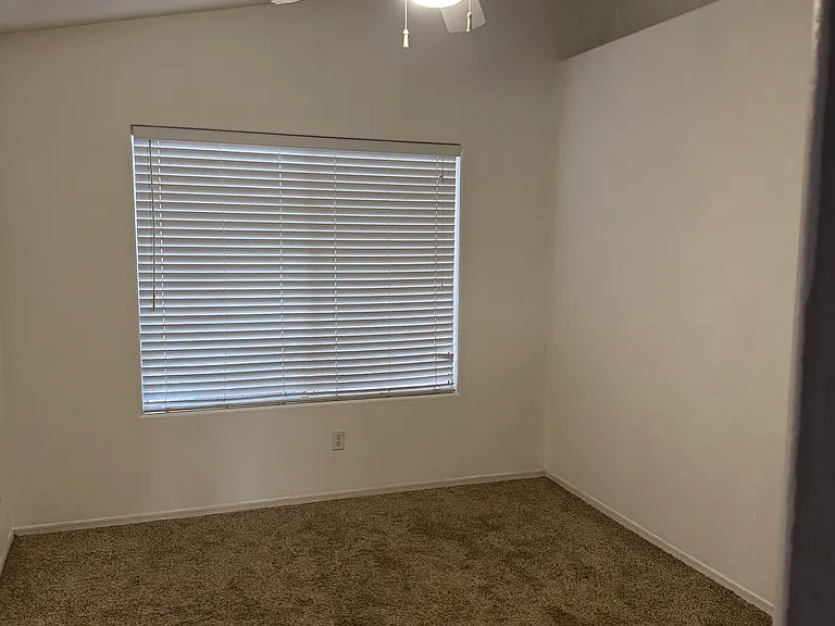 8575 W Monona Ln — Photo 10