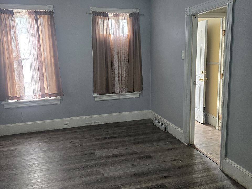 Loving room