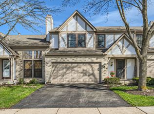 4551 Topaz Dr, Hoffman Estates, IL 60192