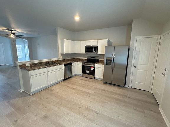 5th image of 1536 Meadows Dr