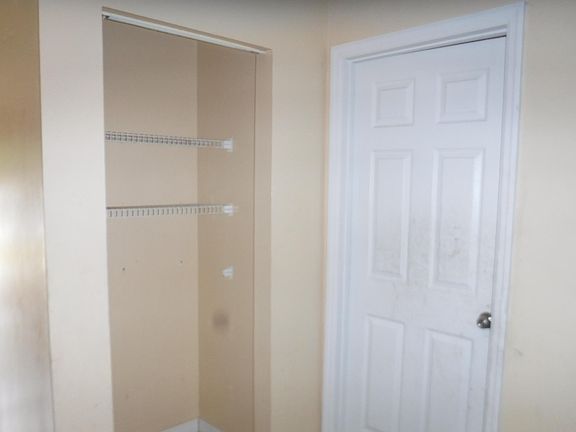 4th image of 316 Silver Hill Dr