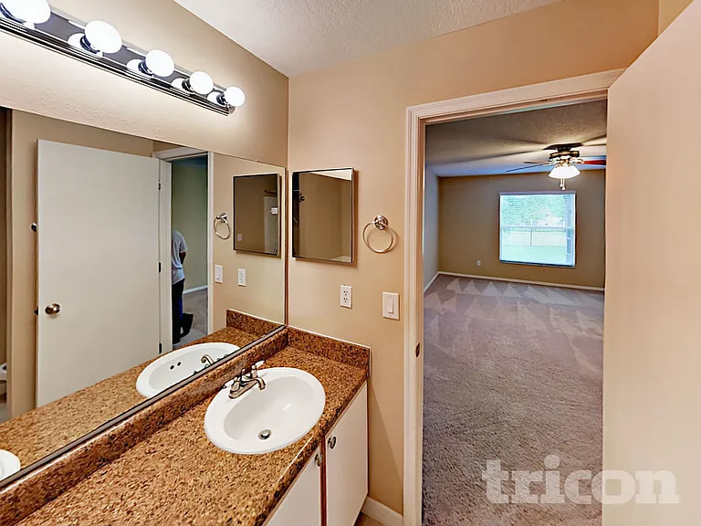 1078 Woodson Hammock Cir — Photo 11