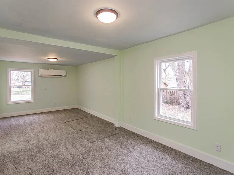 311 Pottawatomie St — Photo 10