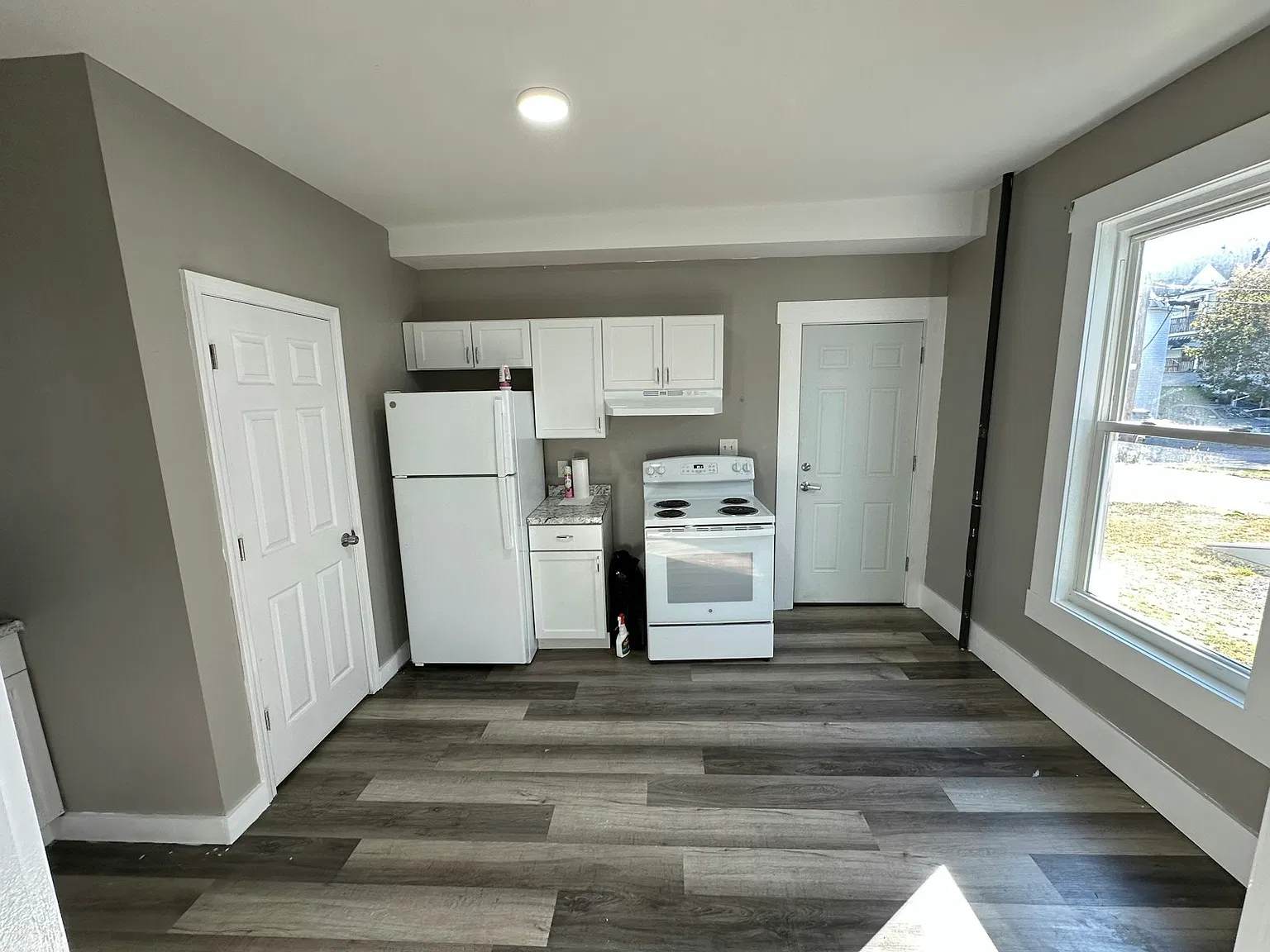345 Lake Avenue, Unit 5 — Photo 4