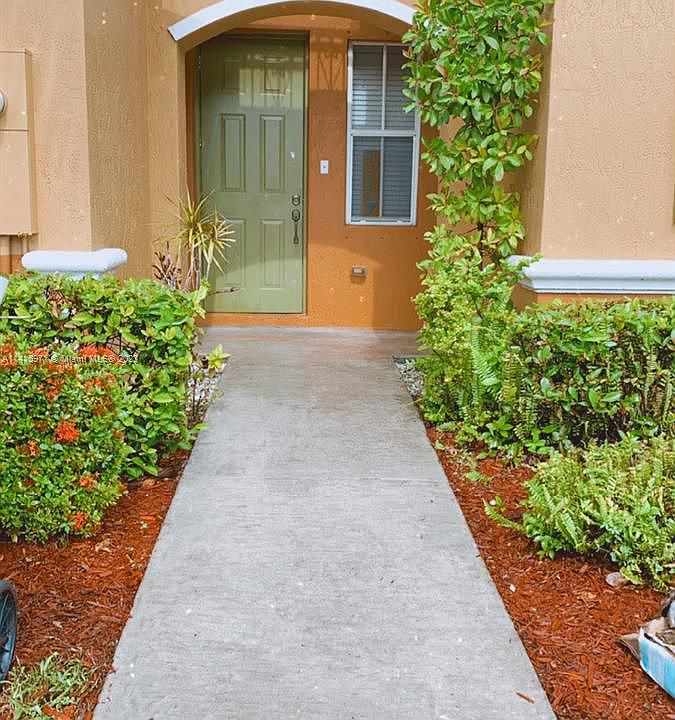 1st image of 2261 NE 42nd Ave #2261