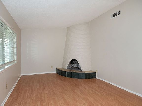 4th image of 11209 Renel Dr #B