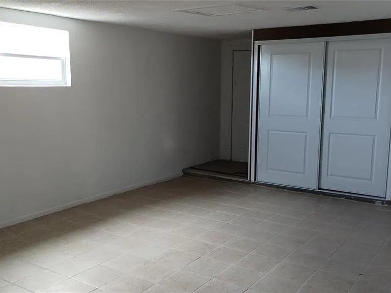 3637 Winder Dr — Photo 9