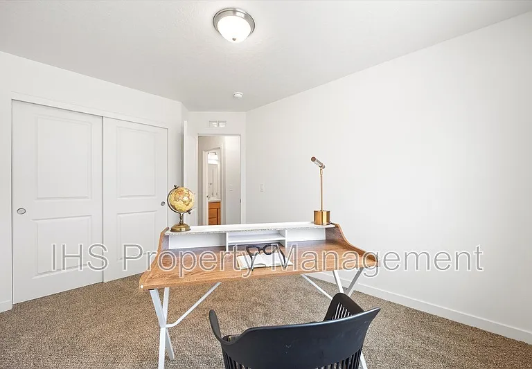 4732 W Quinault Ave — Photo 23