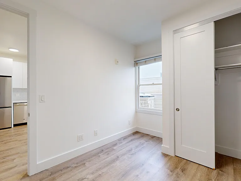 3201 Octavia St #304 — Photo 8
