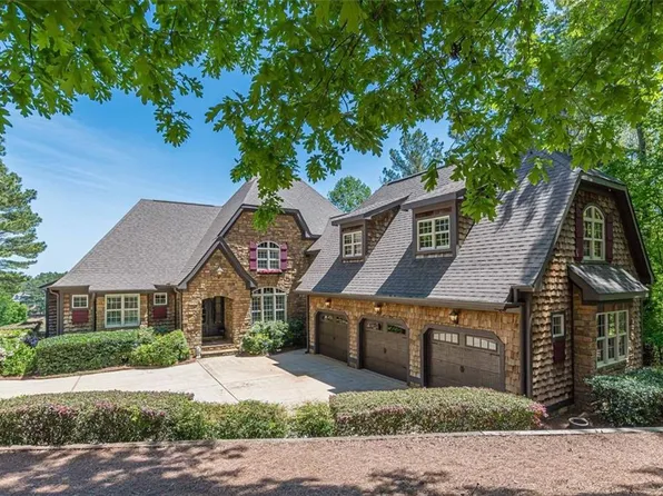 111 Forest Overlook Dr, Forsyth, GA 31029