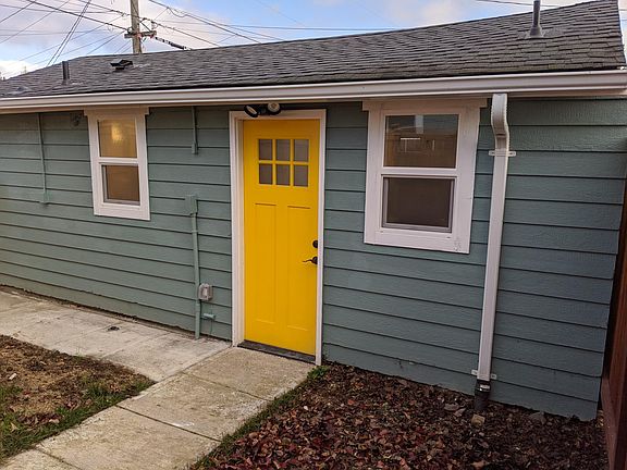 3rd image of 707 N Cedar St