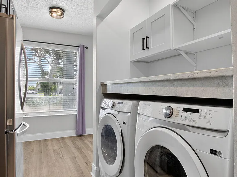 2401 Del Aire Blvd #101 — Photo 11