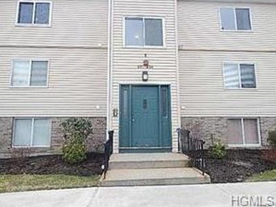 25-801 College Ave, Nanuet, NY, 10954