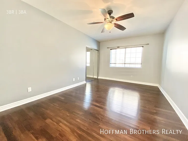1135 Rexford Dr #102 — Photo 22