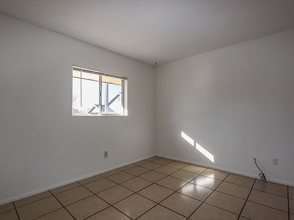 Bedroom 2 (2)_12172020