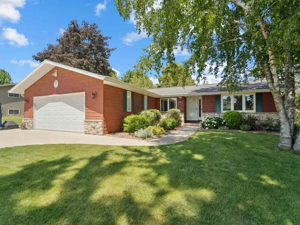 106 Robin Ave, Chilton, WI 53014